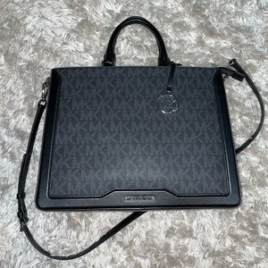 Michael Kors Jessie Tote